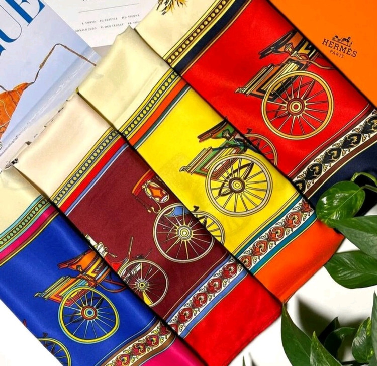 روسری ابریشم توییل مجلسی کالسکه هرمس