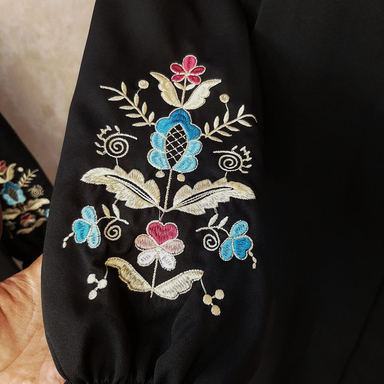 مانتو مازراتی بلند گلبانو